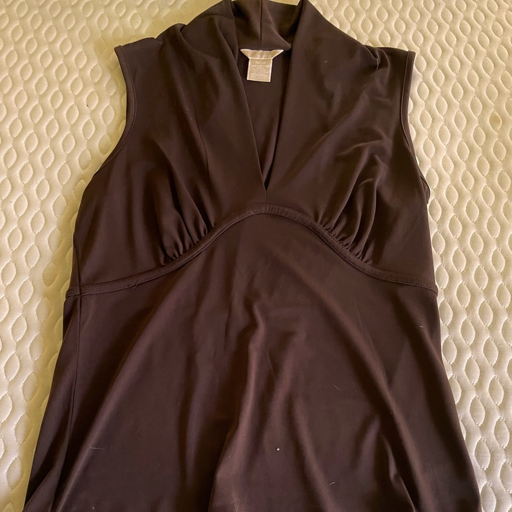 Sleeveless blouse